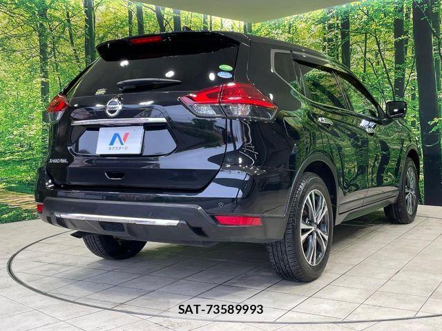 Nissan X-TRAIL 2018-02 6674245-16