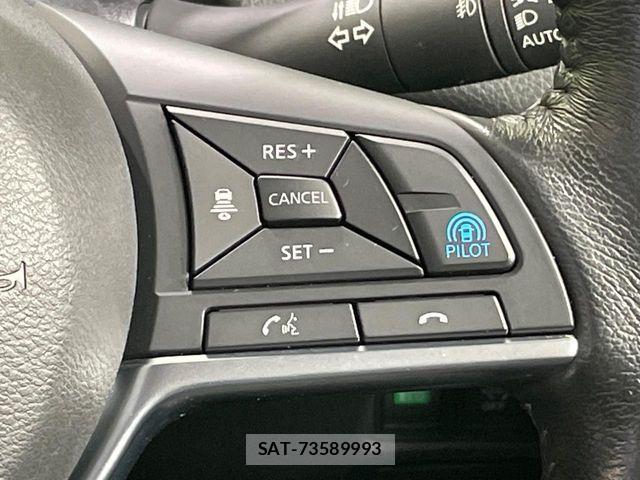 Nissan X-TRAIL 2018-02 6674245-5