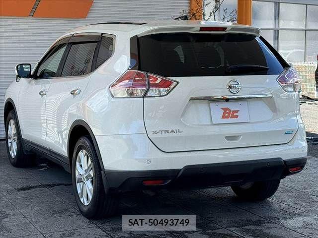 Nissan X-TRAIL 2015-10 6678870-14