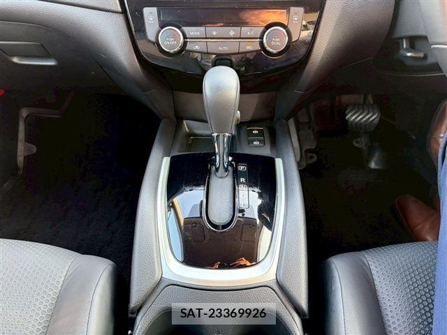 Nissan X-TRAIL 2019-03 6678867-21