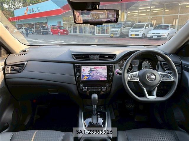 Nissan X-TRAIL 2019-03 6678867-2