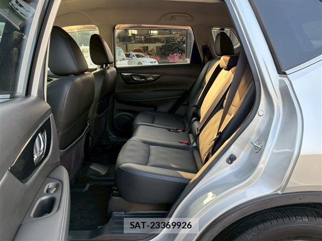 Nissan X-TRAIL 2019-03 6678867-4