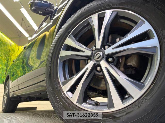 Nissan X-TRAIL 2017-07 6684084-12