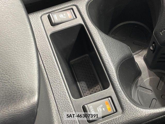 Nissan X-TRAIL 2016-01 6818159-5