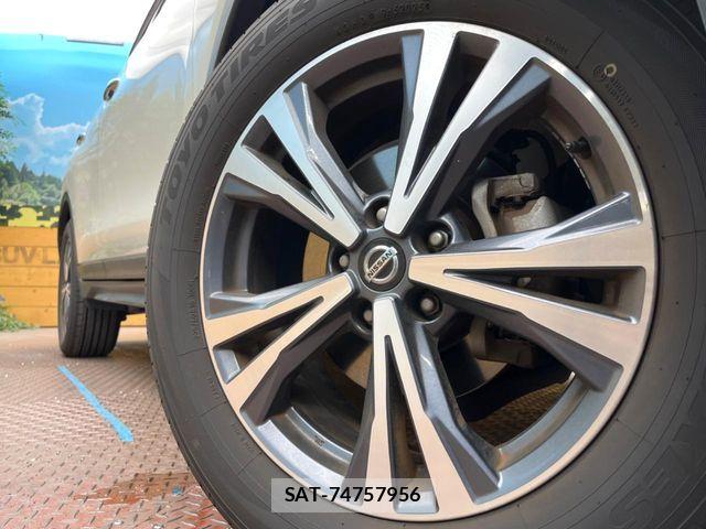 Nissan X-TRAIL 2019-07 6818147-12