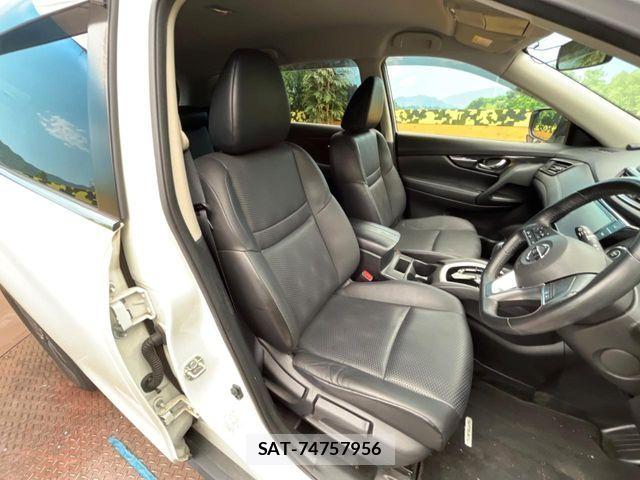 Nissan X-TRAIL 2019-07 6818147-7
