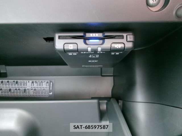Nissan X-TRAIL 2019-11 6818149-18