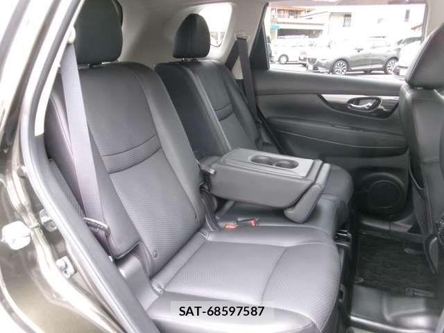 Nissan X-TRAIL 2019-11 6818149-7