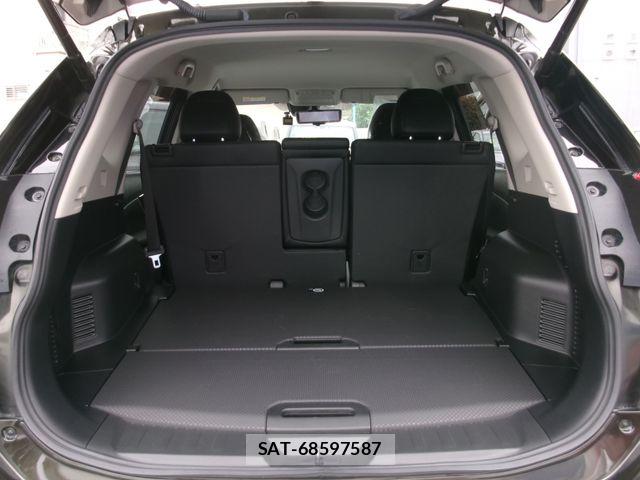 Nissan X-TRAIL 2019-11 6818149-8