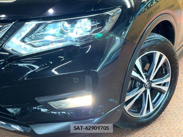 Nissan X-TRAIL 2019-05 6915802-11