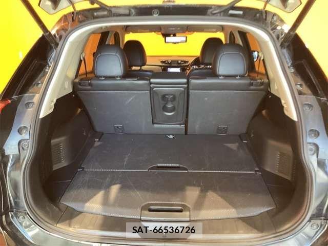 Nissan X-TRAIL 2018-03 6915815-17