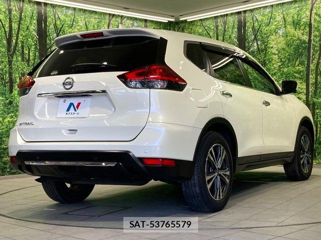 Nissan X-TRAIL 2018-02 6915814-17