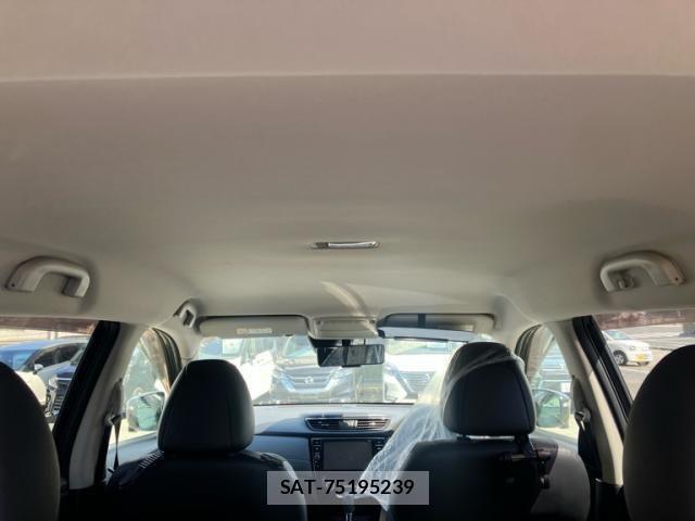 Nissan X-TRAIL 2018-05 6915816-23