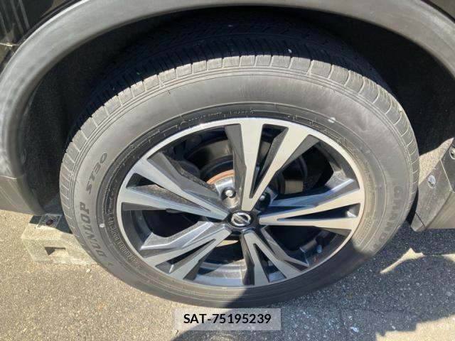 Nissan X-TRAIL 2018-05 6915816-7
