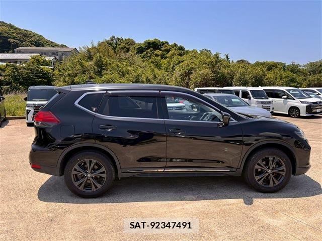 Nissan X-TRAIL 2021-07 6915807-15