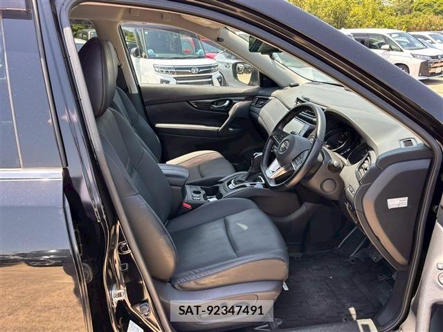 Nissan X-TRAIL 2021-07 6915807-18