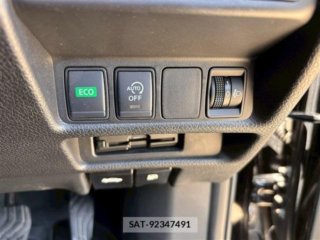 Nissan X-TRAIL 2021-07 6915807-23