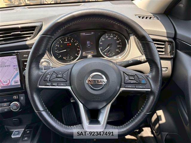 Nissan X-TRAIL 2021-07 6915807-28