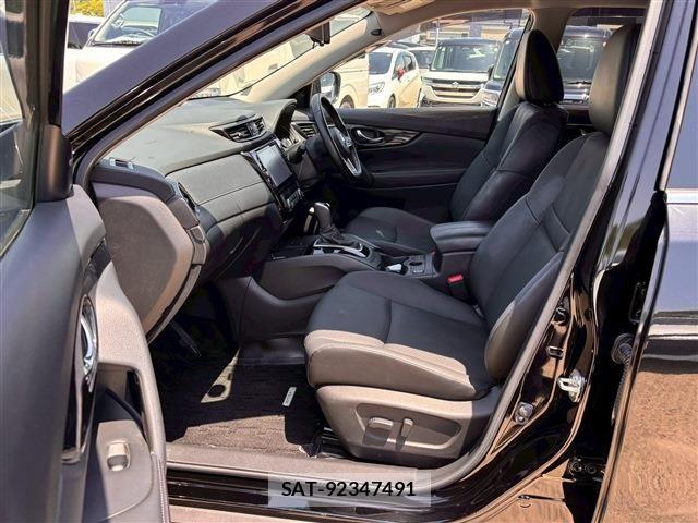 Nissan X-TRAIL 2021-07 6915807-3