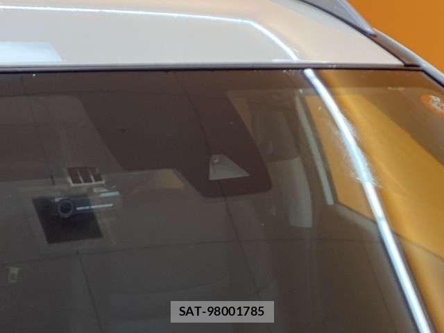 Nissan X-TRAIL 2017-09 6915806-13