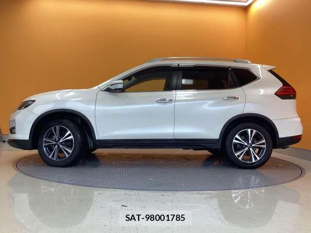 Nissan X-TRAIL 2017-09 6915806-5