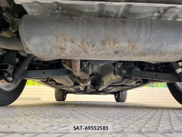Nissan X-TRAIL 2018-03 6915818-18