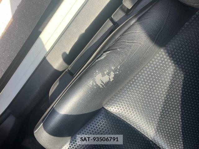Nissan X-TRAIL 2015-09 6999291-14