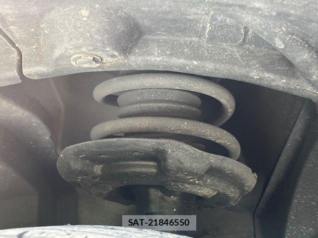 Nissan X-TRAIL 2018-09 7061503-17