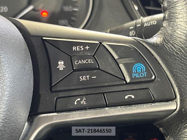 Nissan X-TRAIL 2018-09 7061503-4