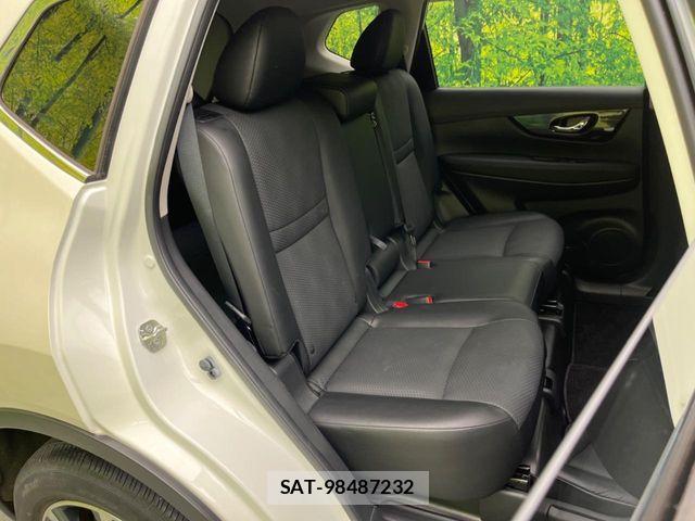 Nissan X-TRAIL 2018-06 7227554-8