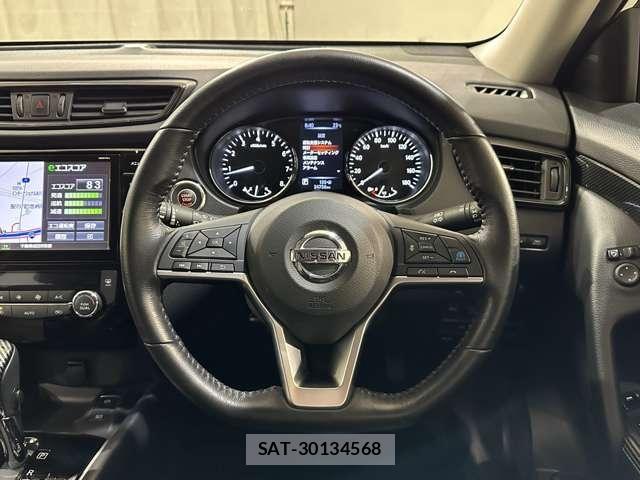 Nissan X-TRAIL 2017-09 7227552-9