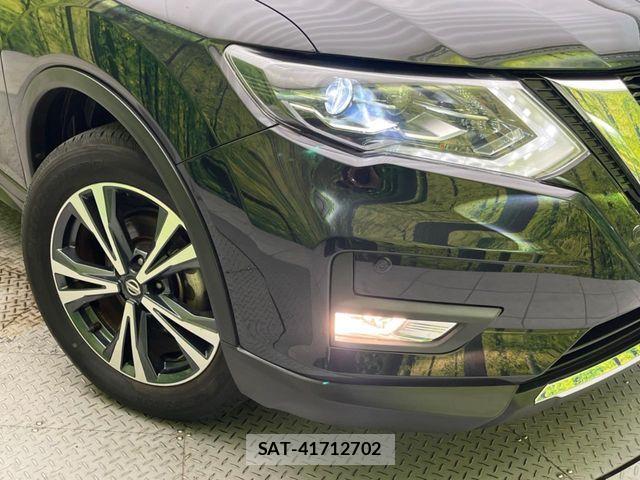 Nissan X-TRAIL 2017-08 7227551-11