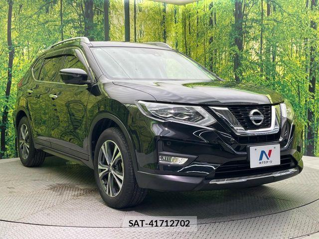 Nissan X-TRAIL 2017-08 7227551-15