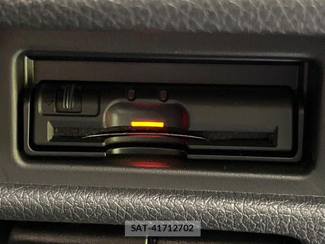 Nissan X-TRAIL 2017-08 7227551-6