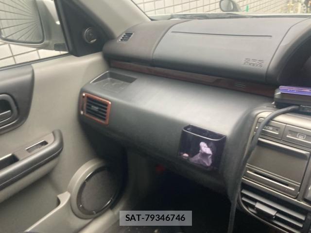 Nissan X-TRAIL 2002-05 7227538-19