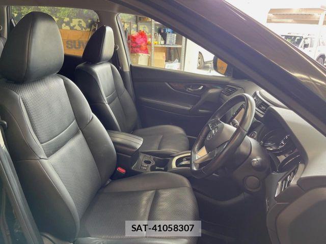 Nissan X-TRAIL 2017-06 7227549-7