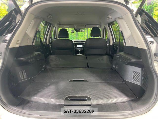Nissan X-TRAIL 2016-11 7227548-10