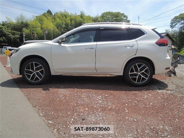 Nissan X-TRAIL 2020-05 7252925-10