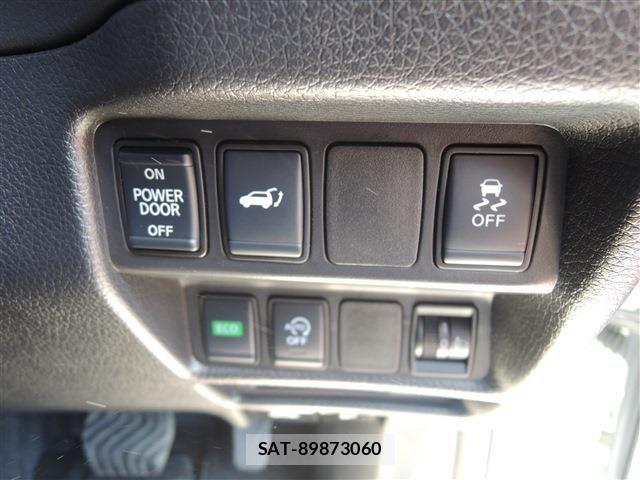 Nissan X-TRAIL 2020-05 7252925-28