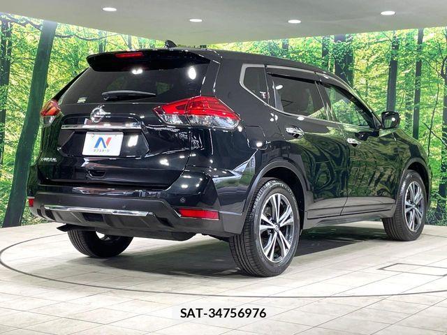 Nissan X-TRAIL 2018-07 7252928-16