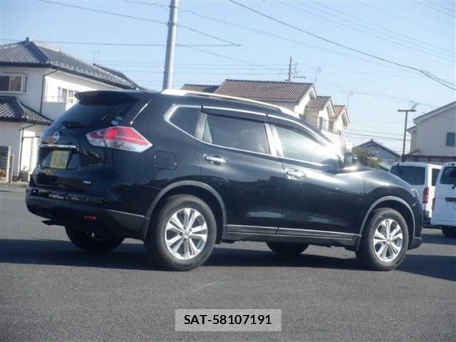Nissan X-TRAIL 2016-04 7331406-2