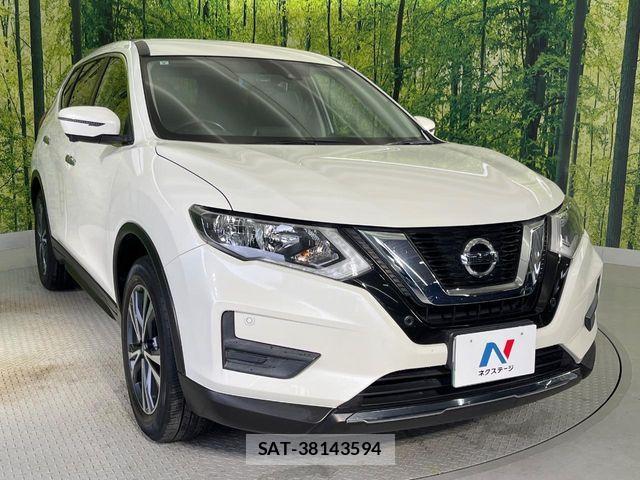 Nissan X-TRAIL 2017-09 7331409-16