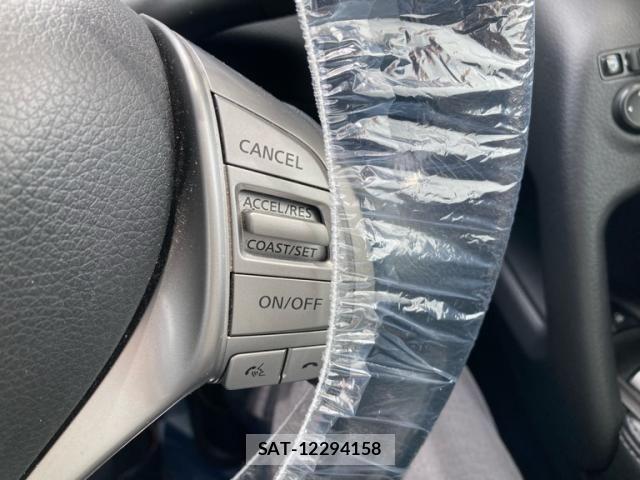 Nissan X-TRAIL 2014-03 7331420-15