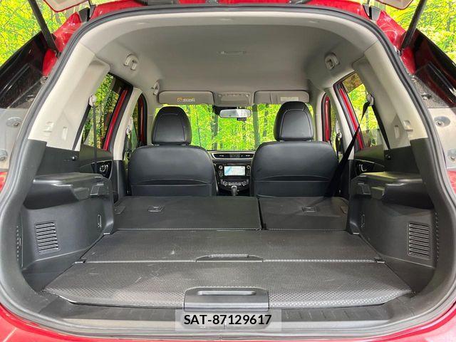 Nissan X-TRAIL 2015-12 7331418-12