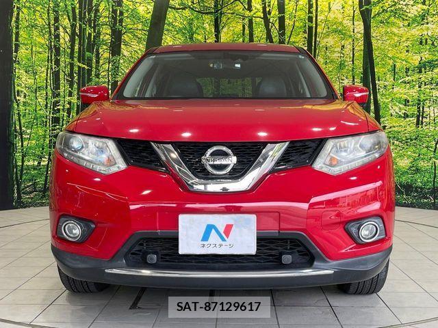 Nissan X-TRAIL 2015-12 7331418-15
