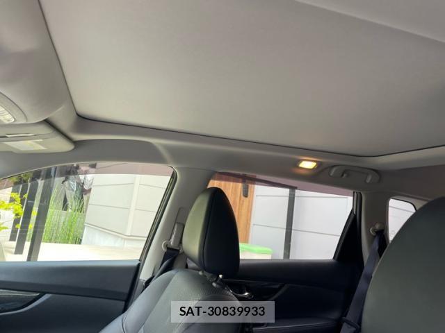Nissan X-TRAIL 2016-11 7331419-13
