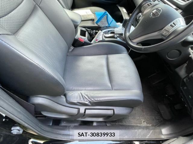 Nissan X-TRAIL 2016-11 7331419-18