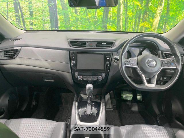 Nissan X-TRAIL 2017-07 7331408-1