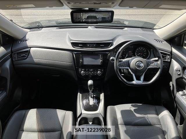 Nissan X-TRAIL 2018-09 7331407-1