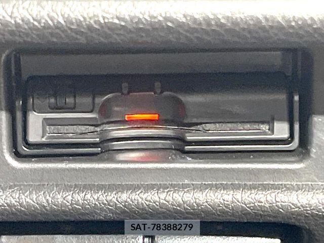 Nissan X-TRAIL 2019-05 7360595-6